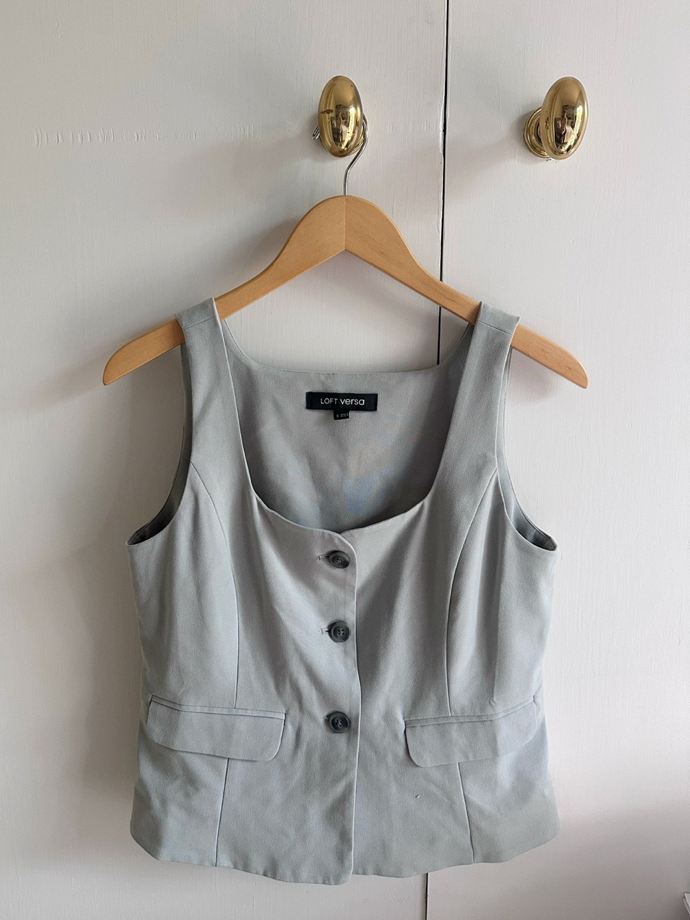 Loft Versa women’s button-up halter vest